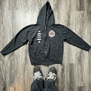 Insomniac addict tour ZipUp